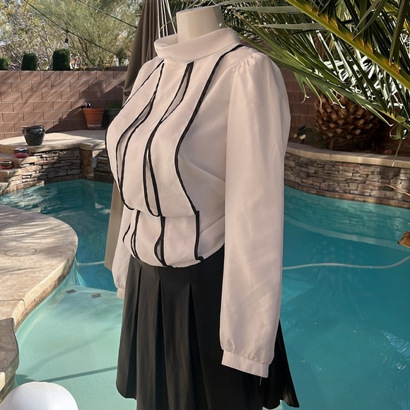 Vintage Retro White & Black Blouse - Picture 5 of 8